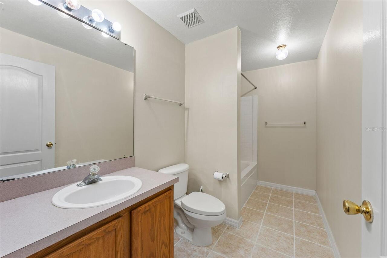 Listing Photo 25