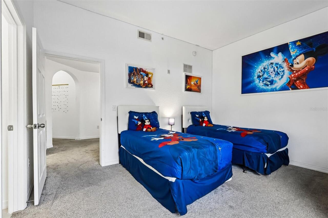 Listing Photo 16