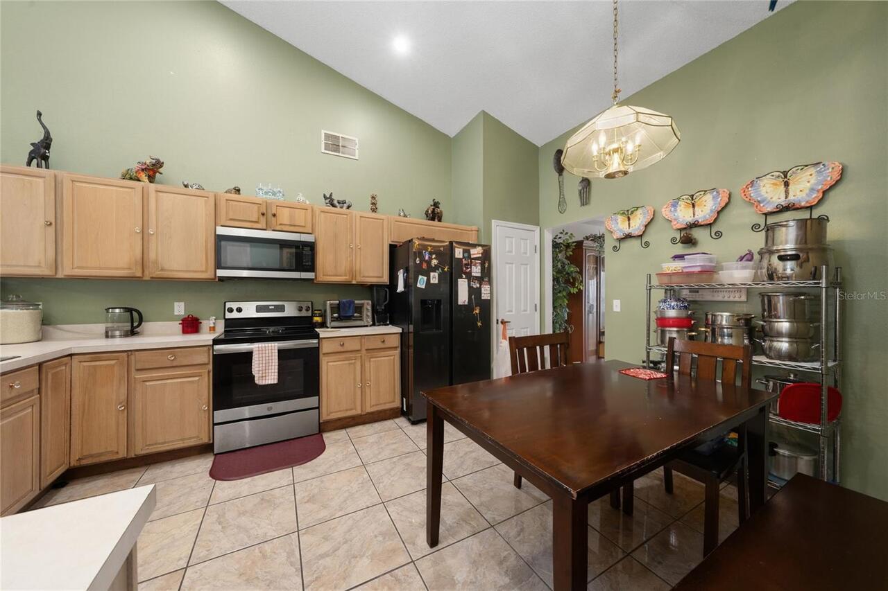 Listing Photo 14