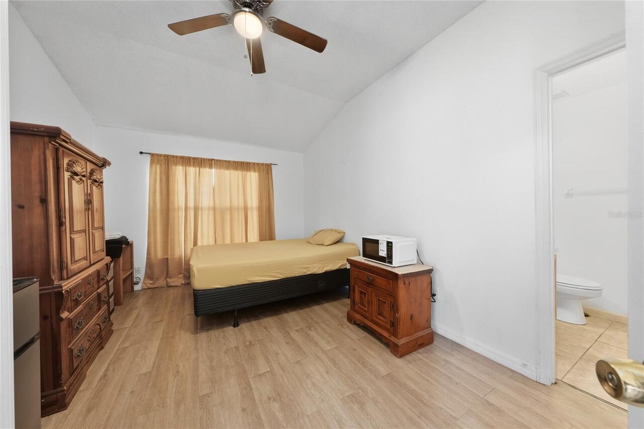 Listing Photo 20