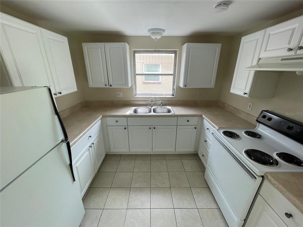 Listing Photo 7