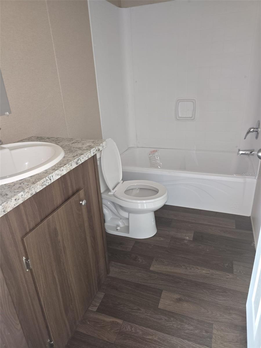 Listing Photo 16