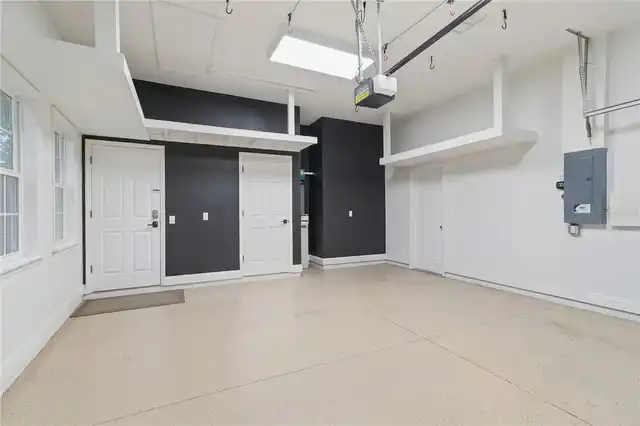 Listing Photo 34