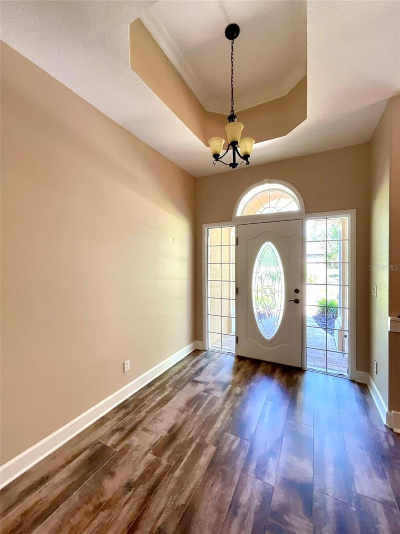 Listing Photo 12