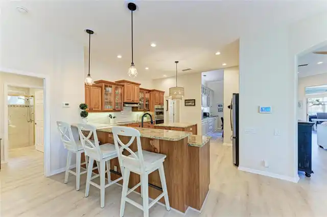 Listing Photo 22