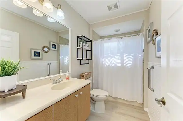 Listing Photo 44