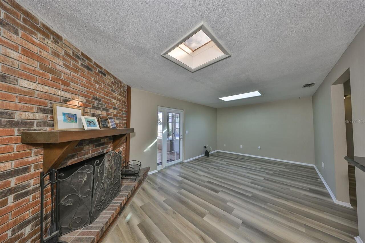 Listing Photo 28