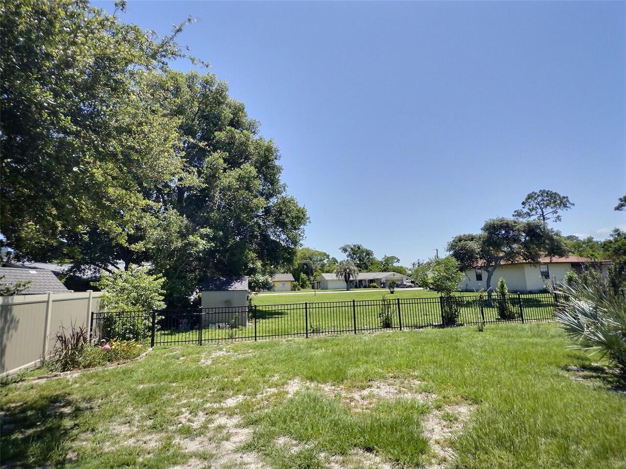 Listing Photo 7