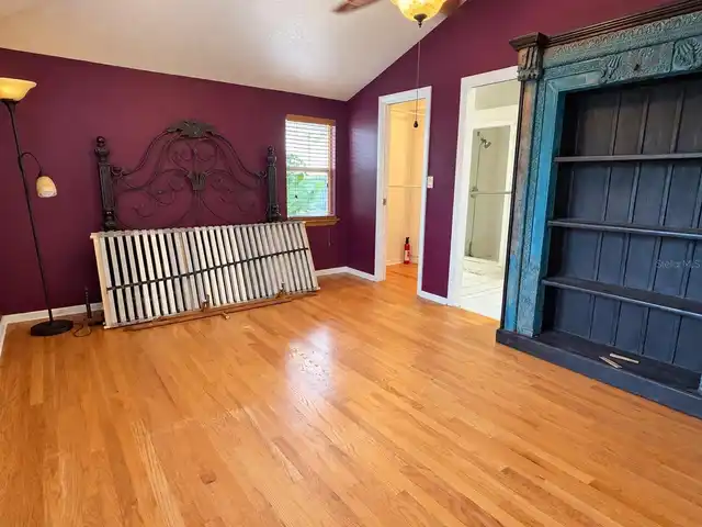 Listing Photo 10