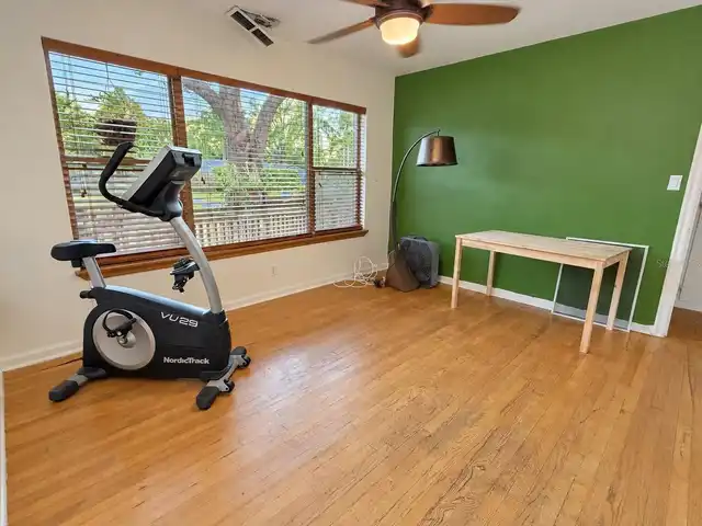 Listing Photo 17