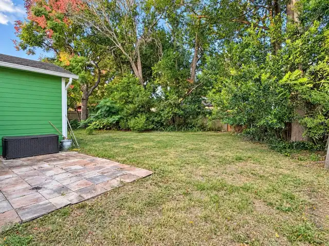 Listing Photo 20
