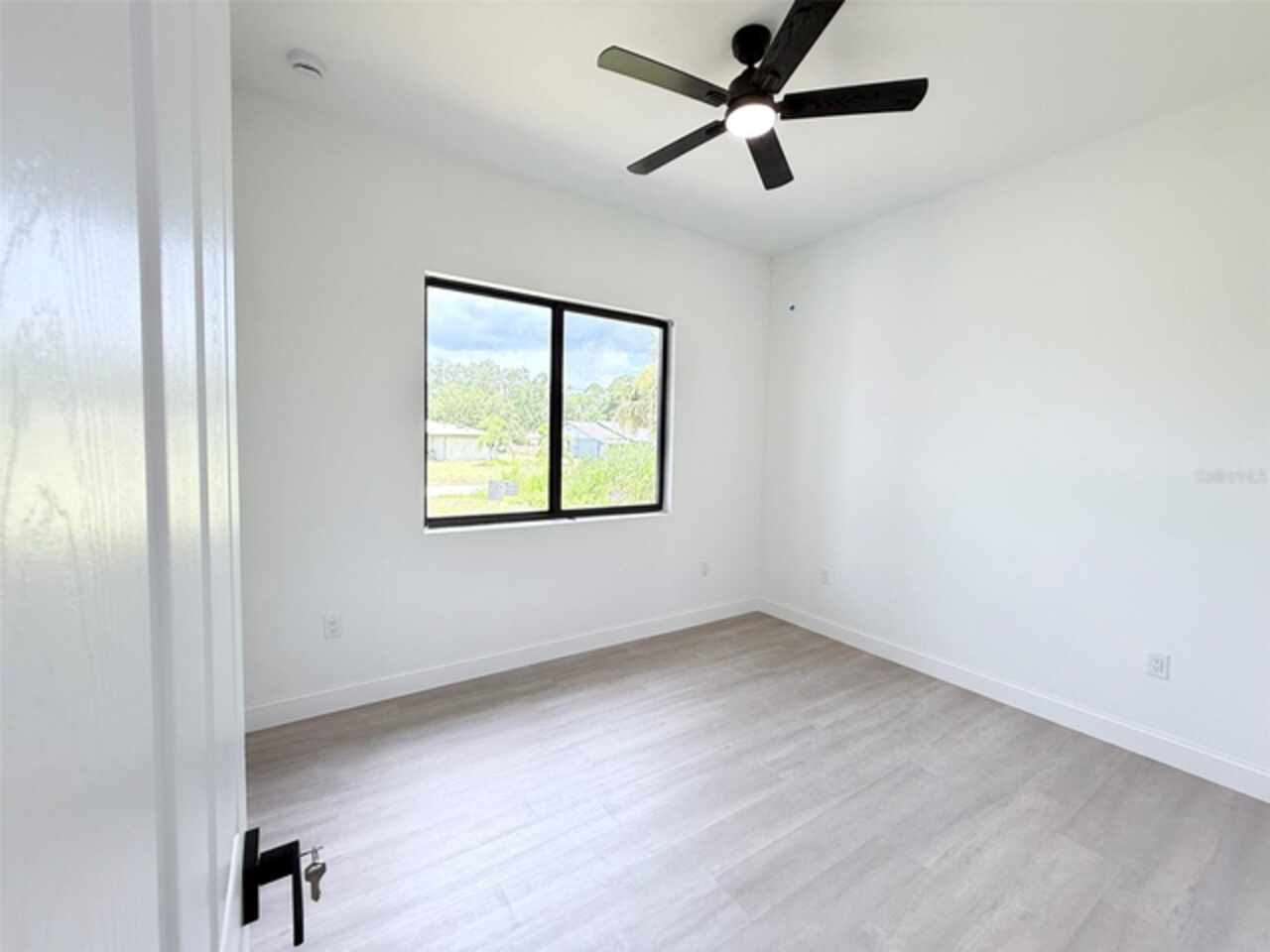 Listing Photo 27