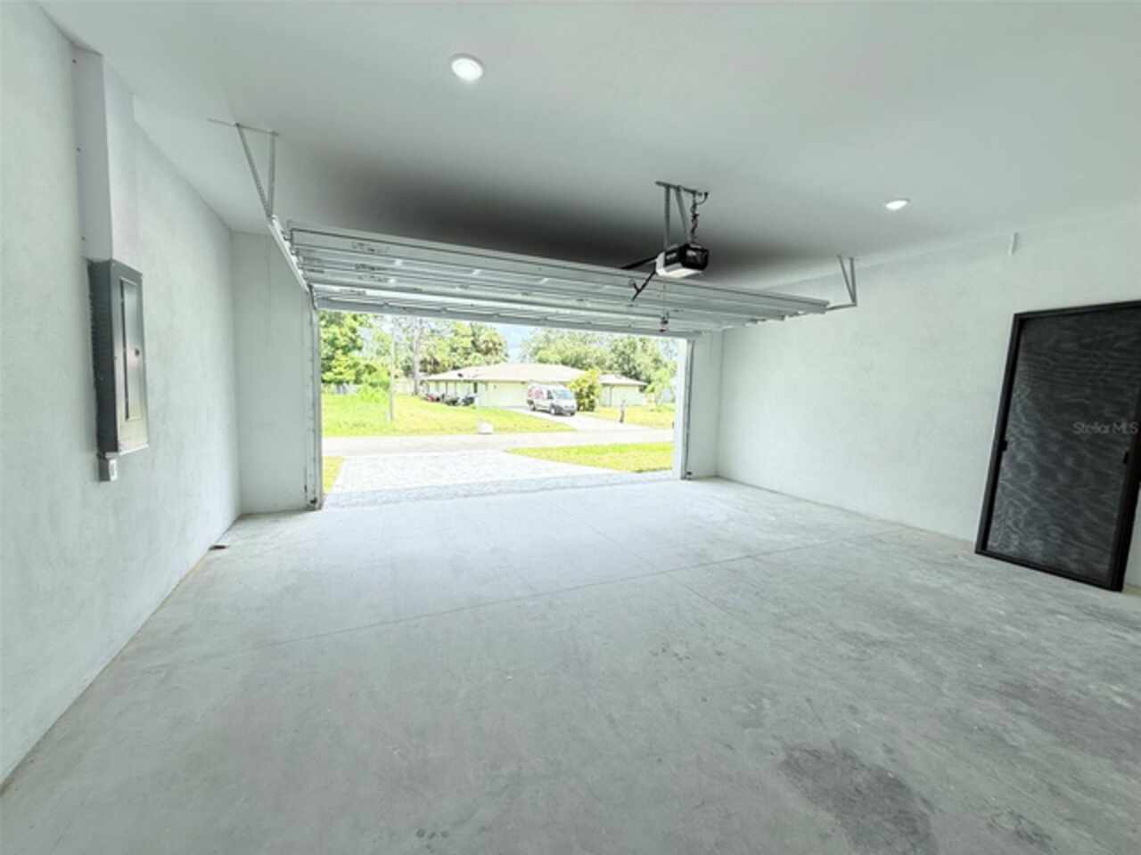 Listing Photo 32