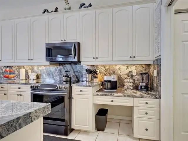 Listing Photo 23