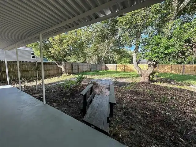 Listing Photo 6