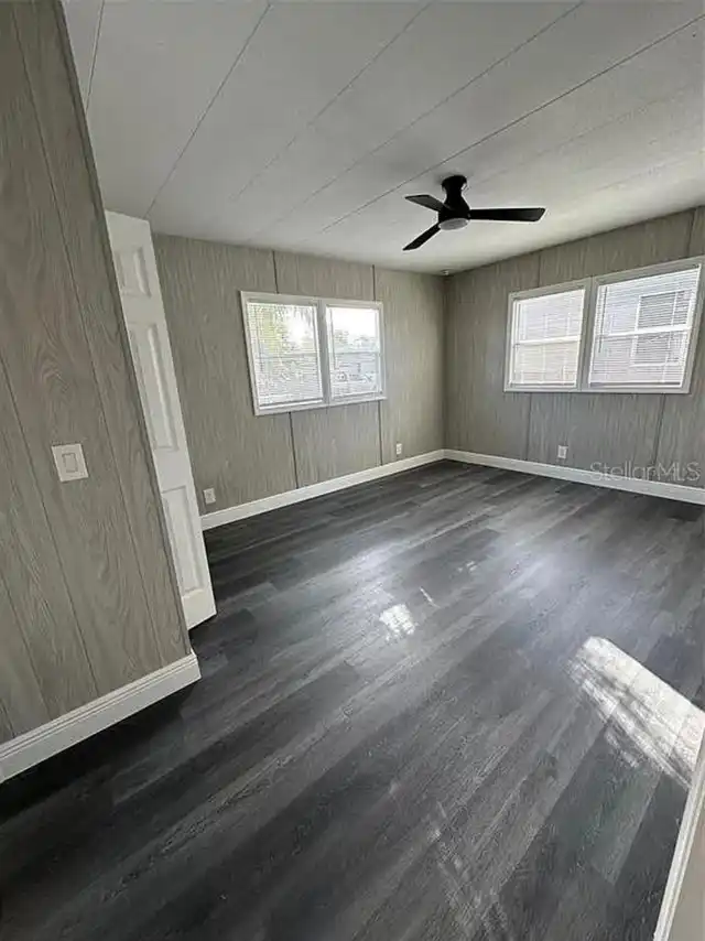 Listing Photo 19
