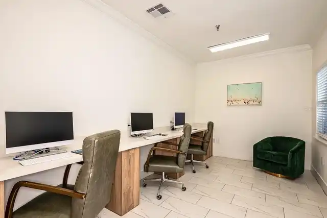 Listing Photo 29