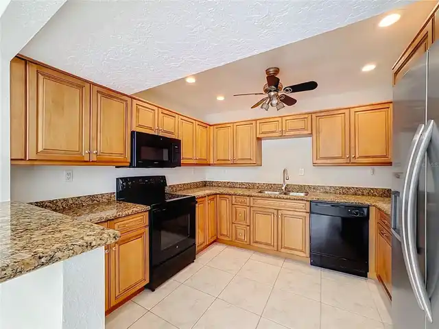Listing Photo 19