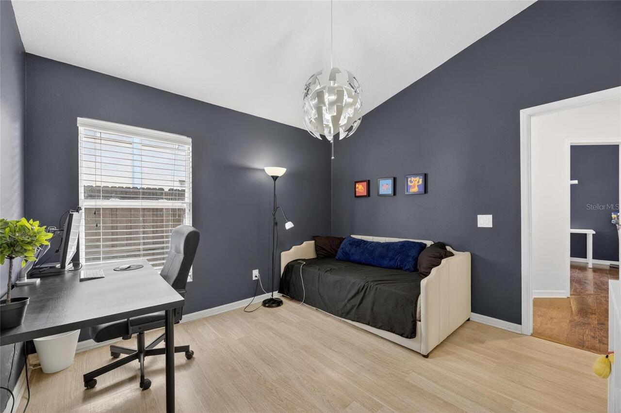 Listing Photo 15