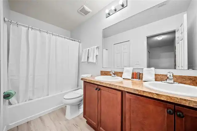Listing Photo 37