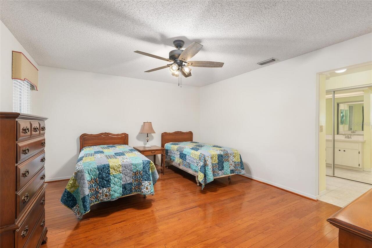 Listing Photo 29