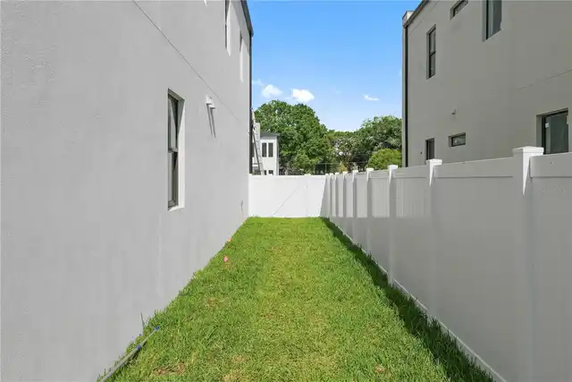 Listing Photo 36