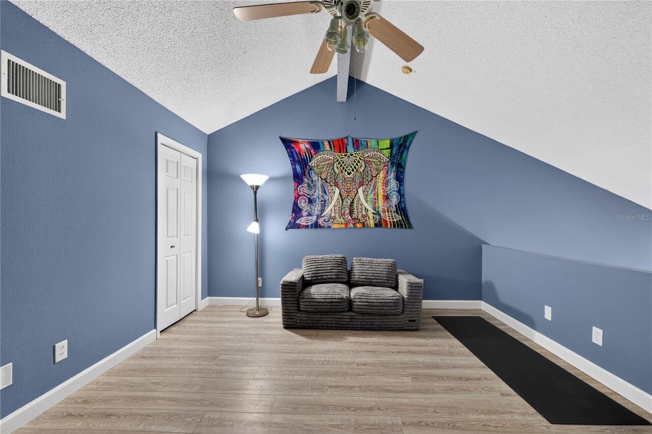 Listing Photo 23