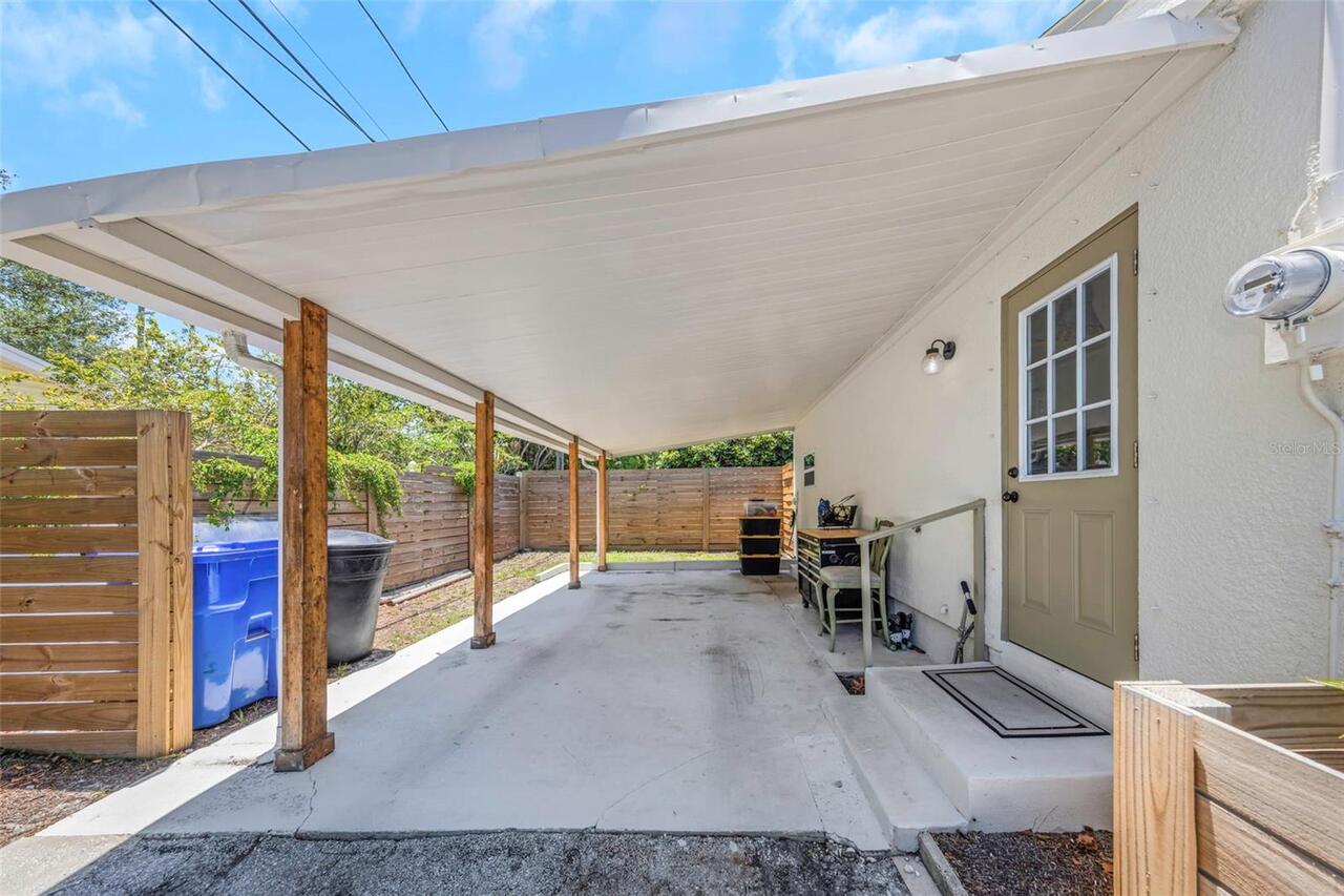 Listing Photo 8