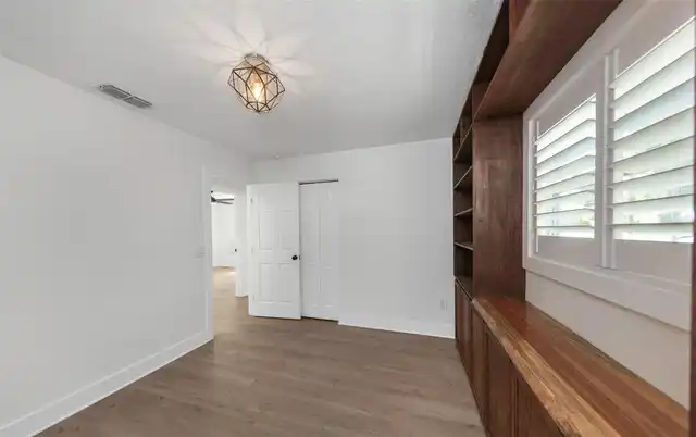 Listing Photo 35