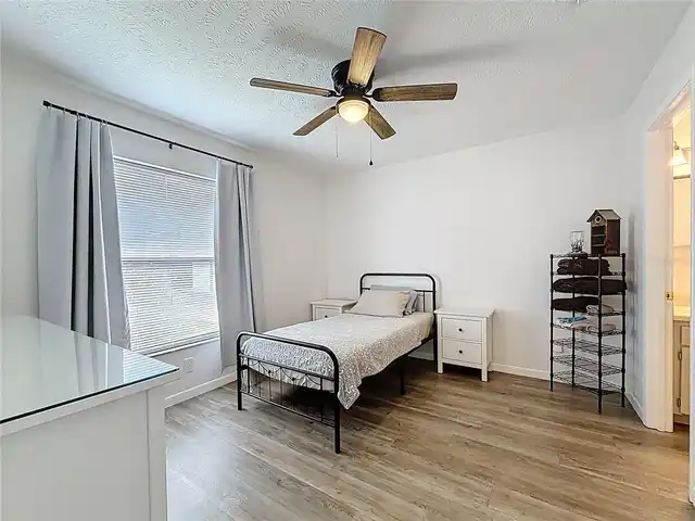 Listing Photo 28