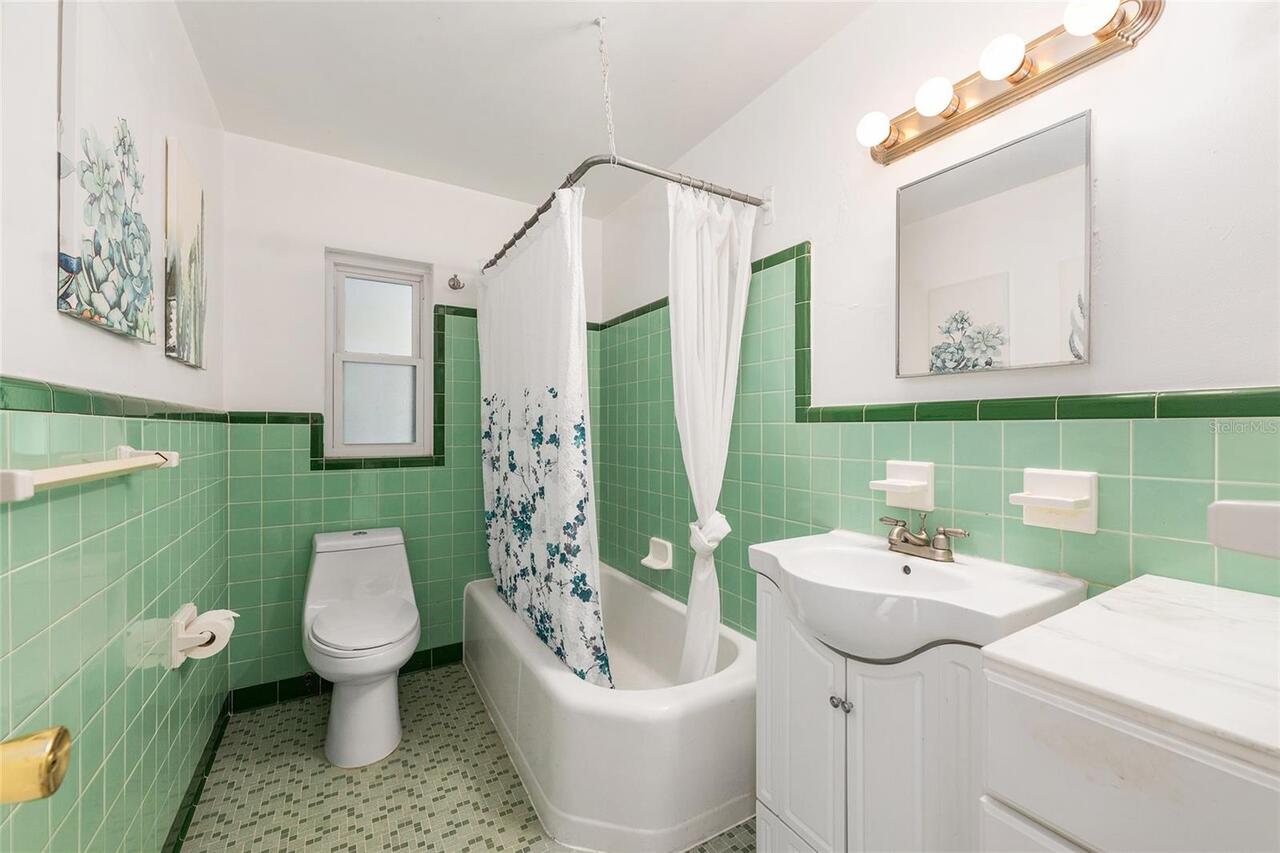 Listing Photo 19