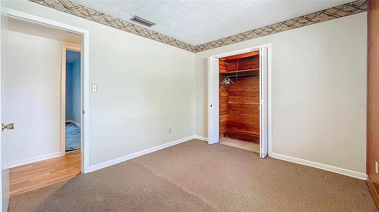 Listing Photo 37