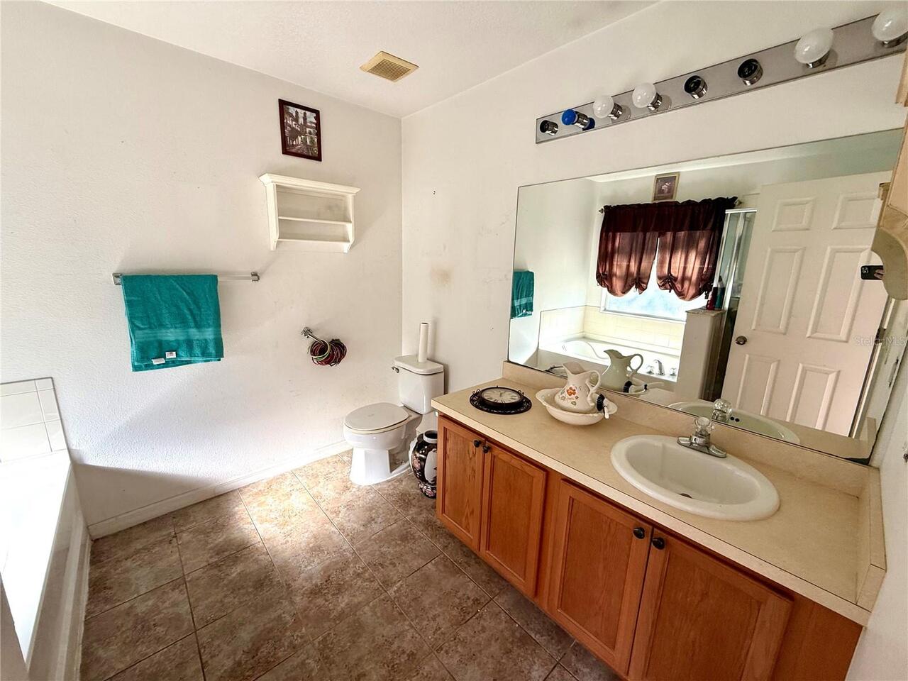 Listing Photo 23