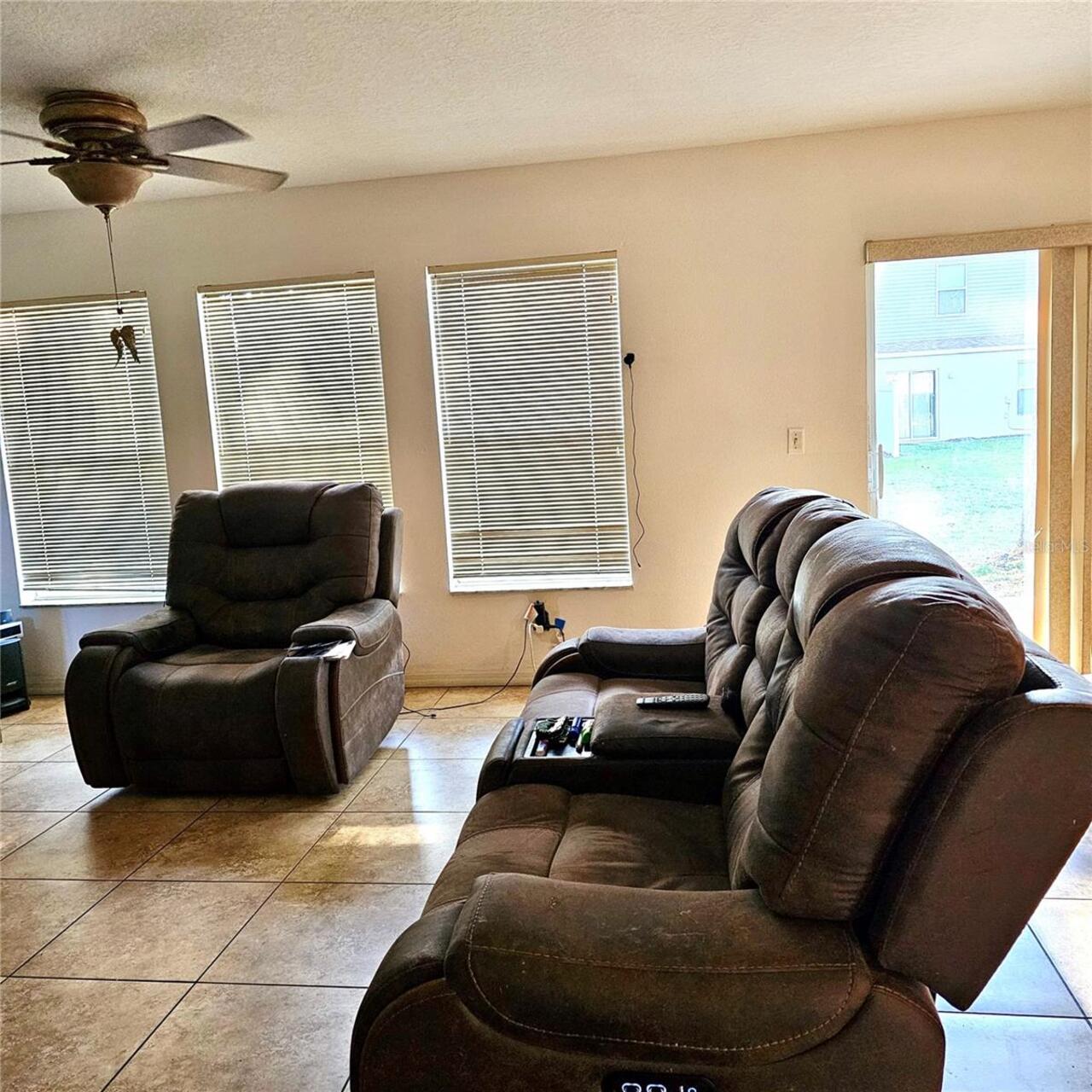 Listing Photo 8