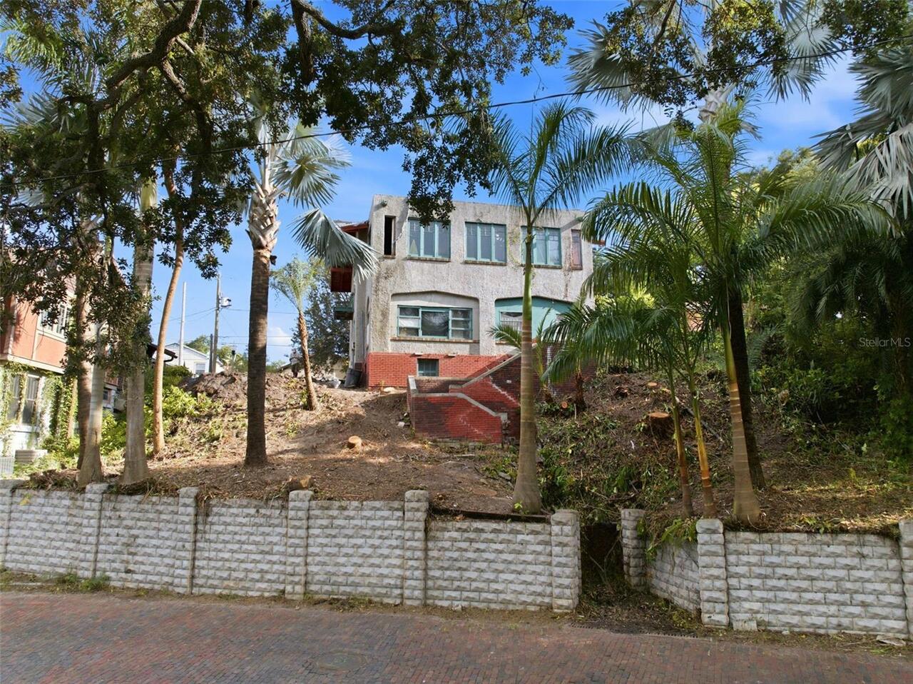 Listing Photo 8