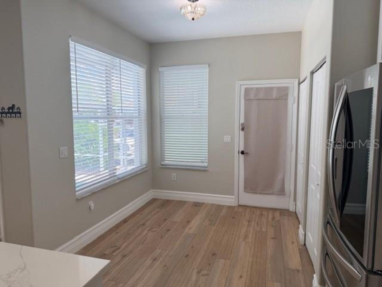 Listing Photo 11