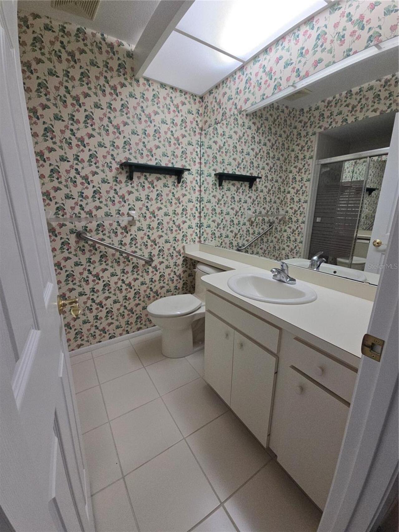 Listing Photo 14