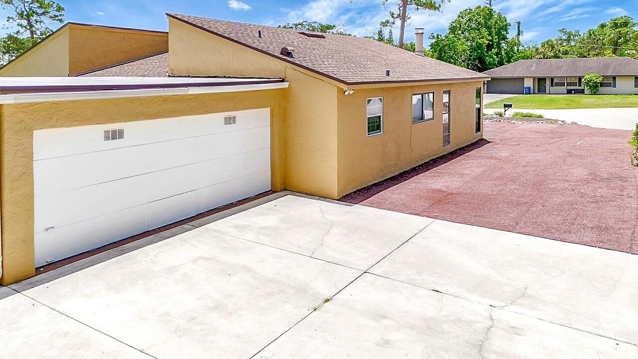 Listing Photo 42
