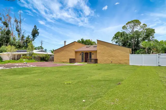 Listing Photo 38