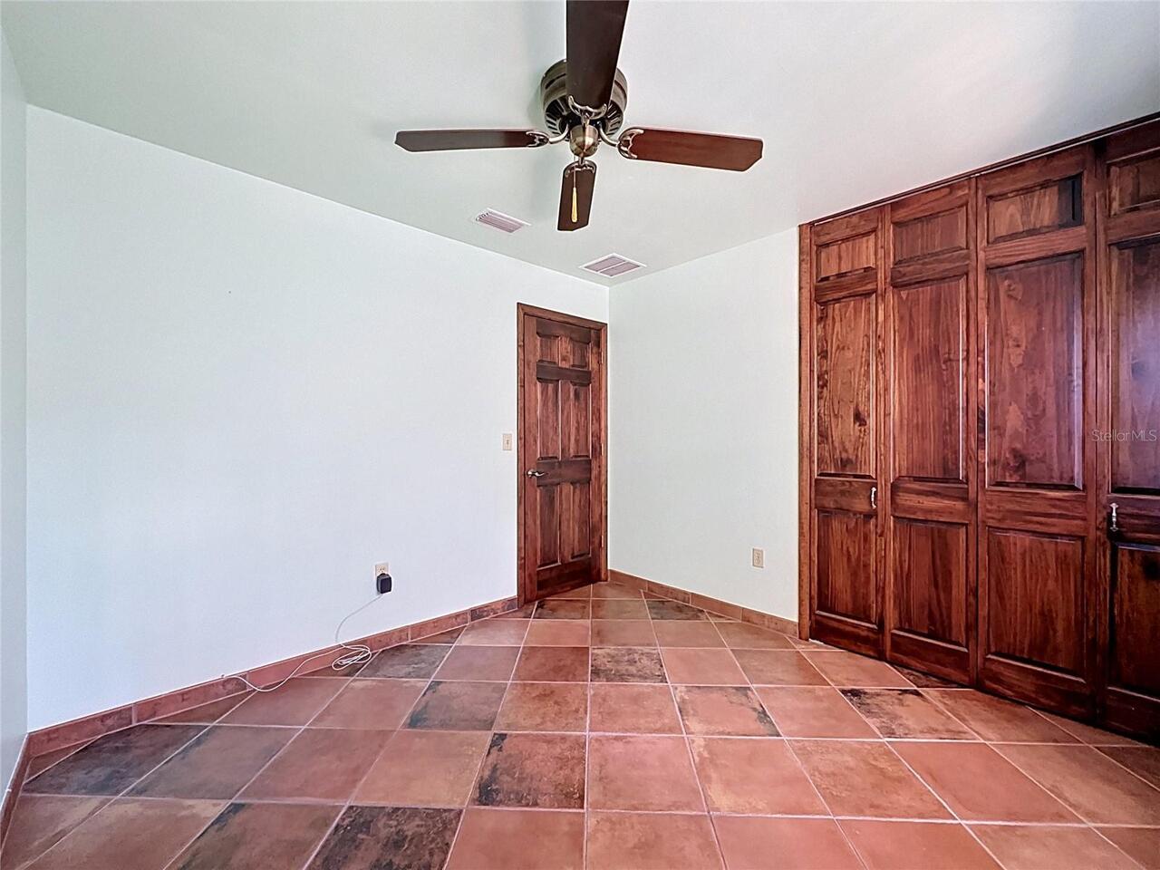 Listing Photo 38
