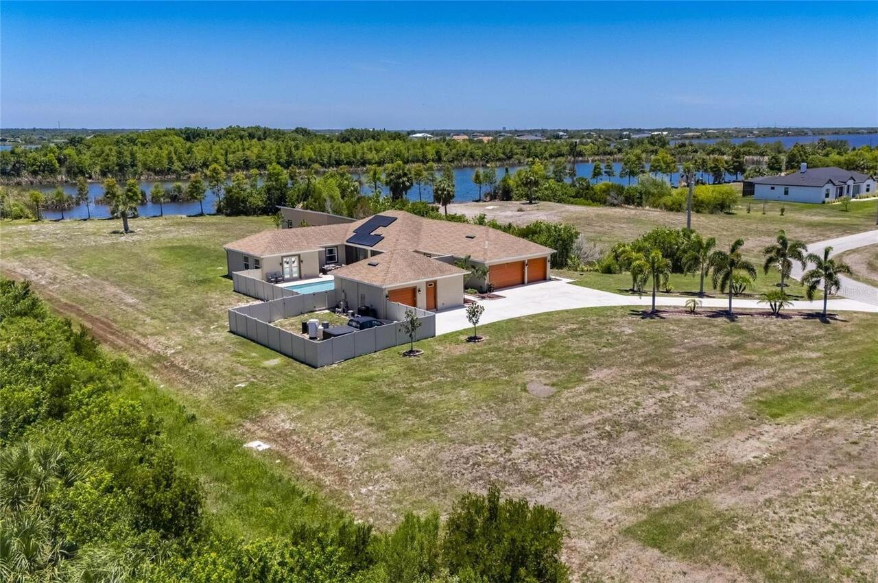 Ruskin Real Estate