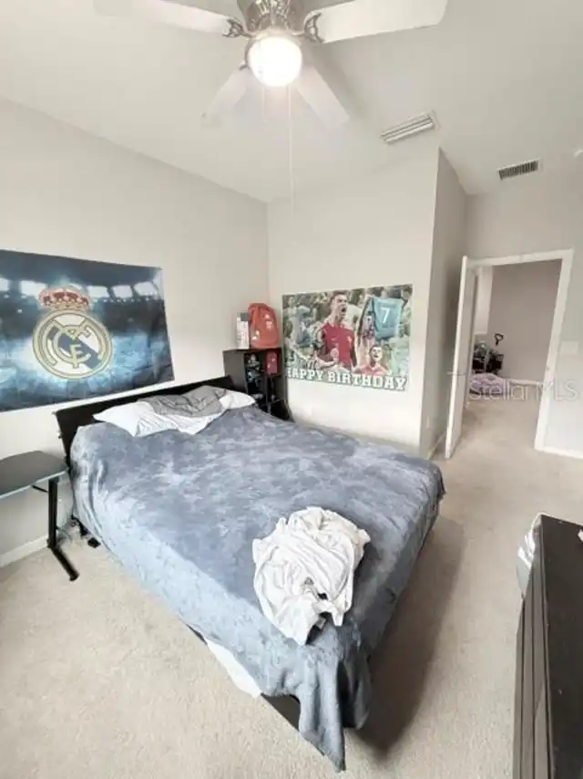 Listing Photo 12