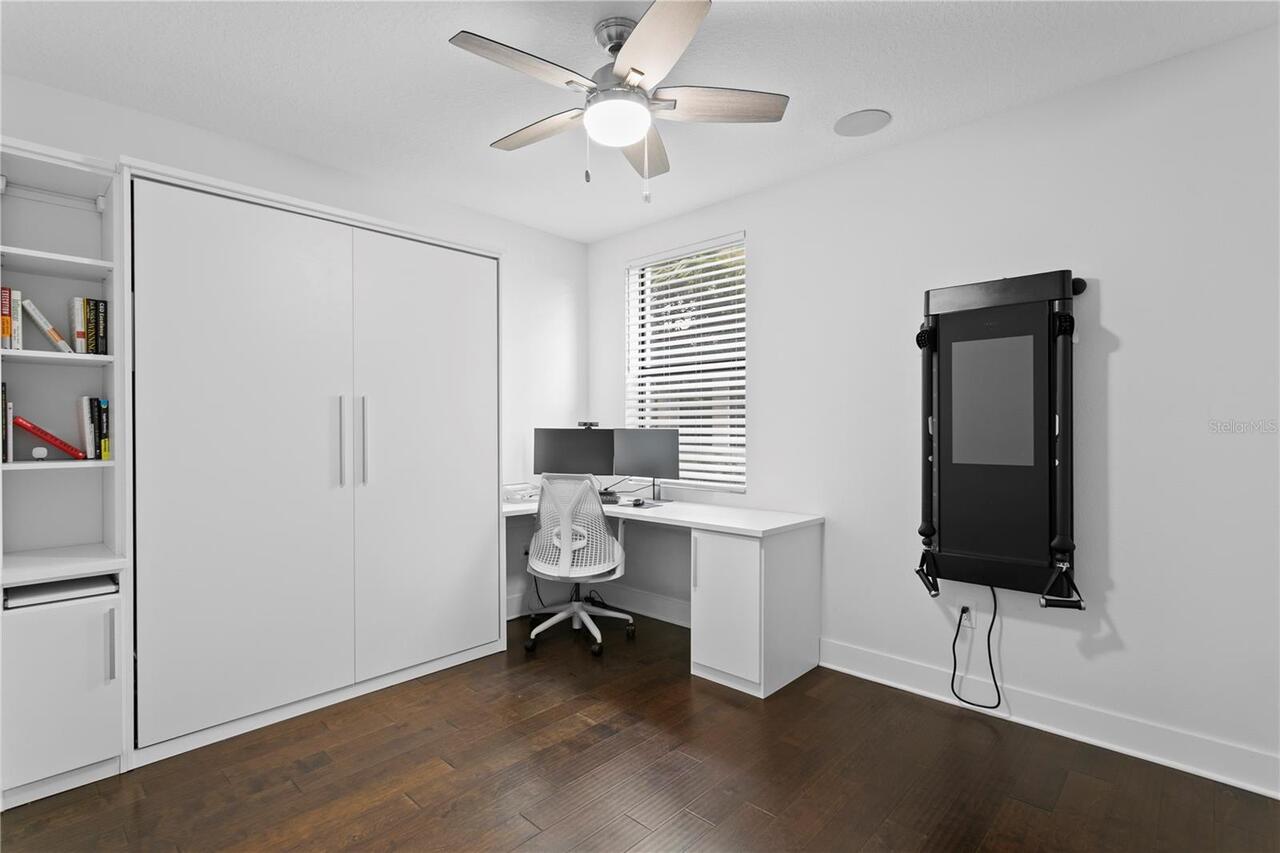 Listing Photo 15