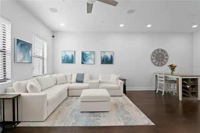 Listing Photo 9