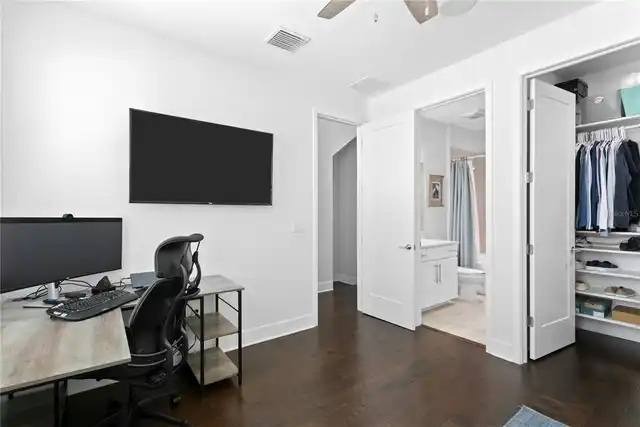 Listing Photo 13