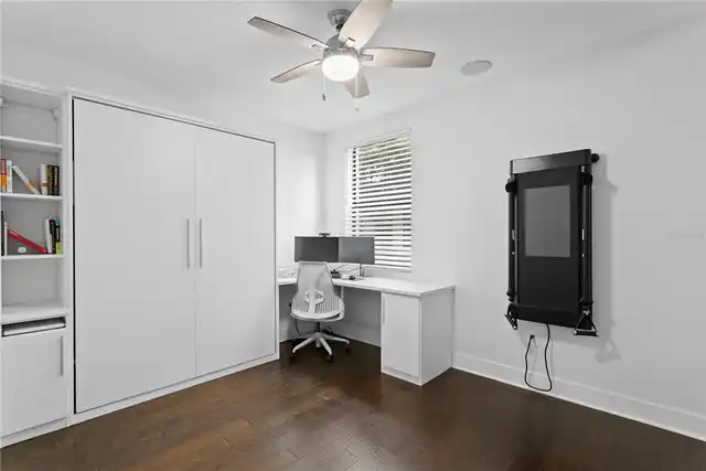 Listing Photo 15