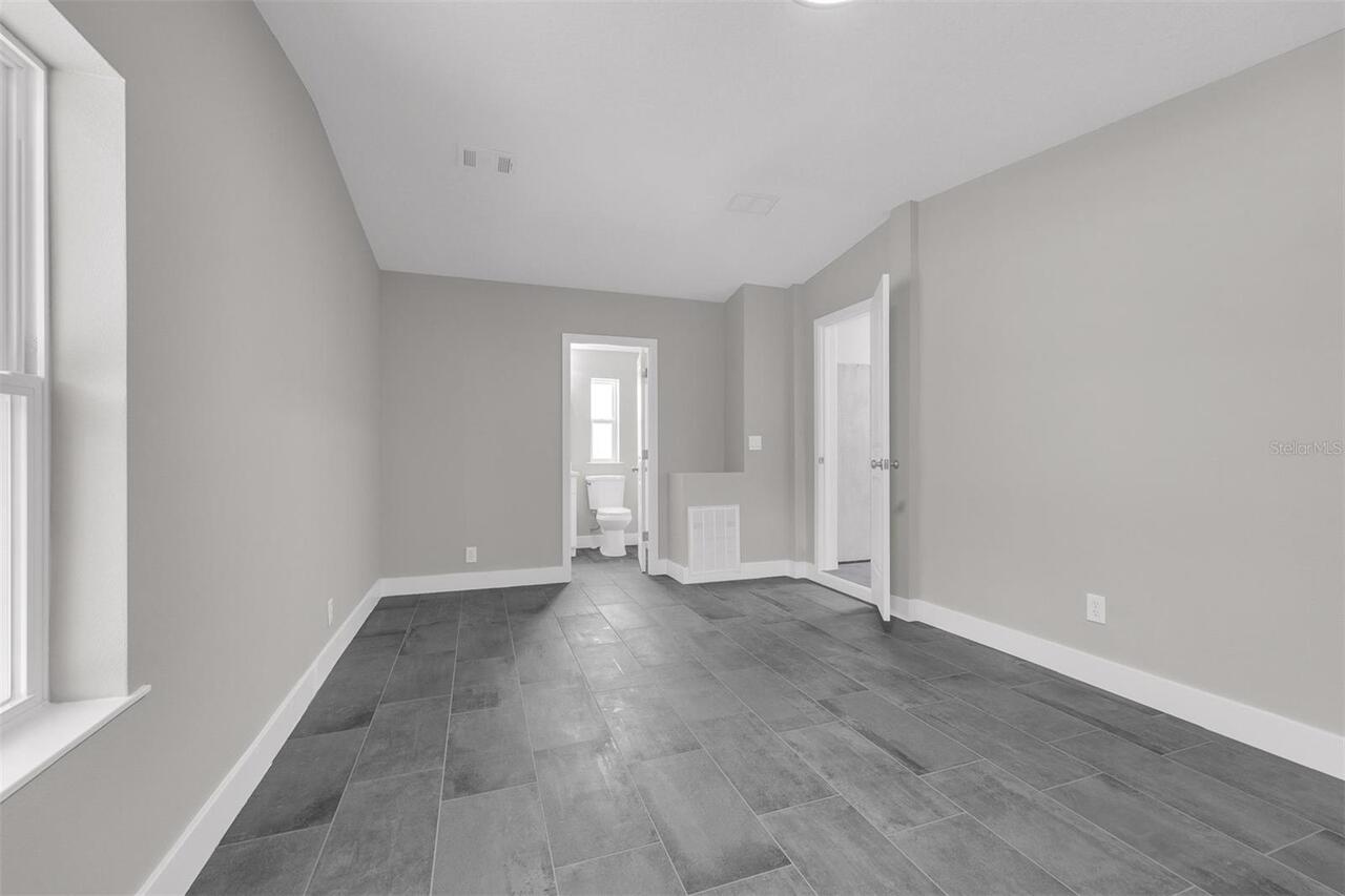 Listing Photo 38