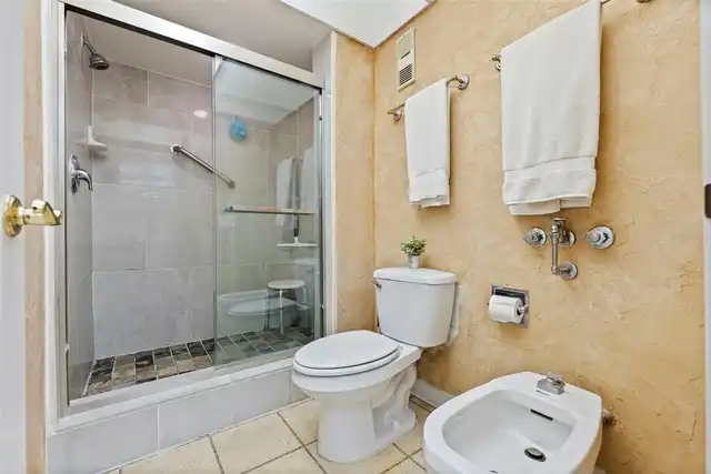 Listing Photo 24