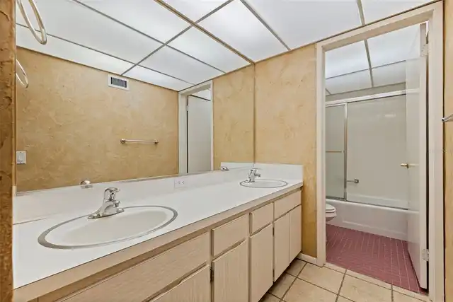 Listing Photo 33