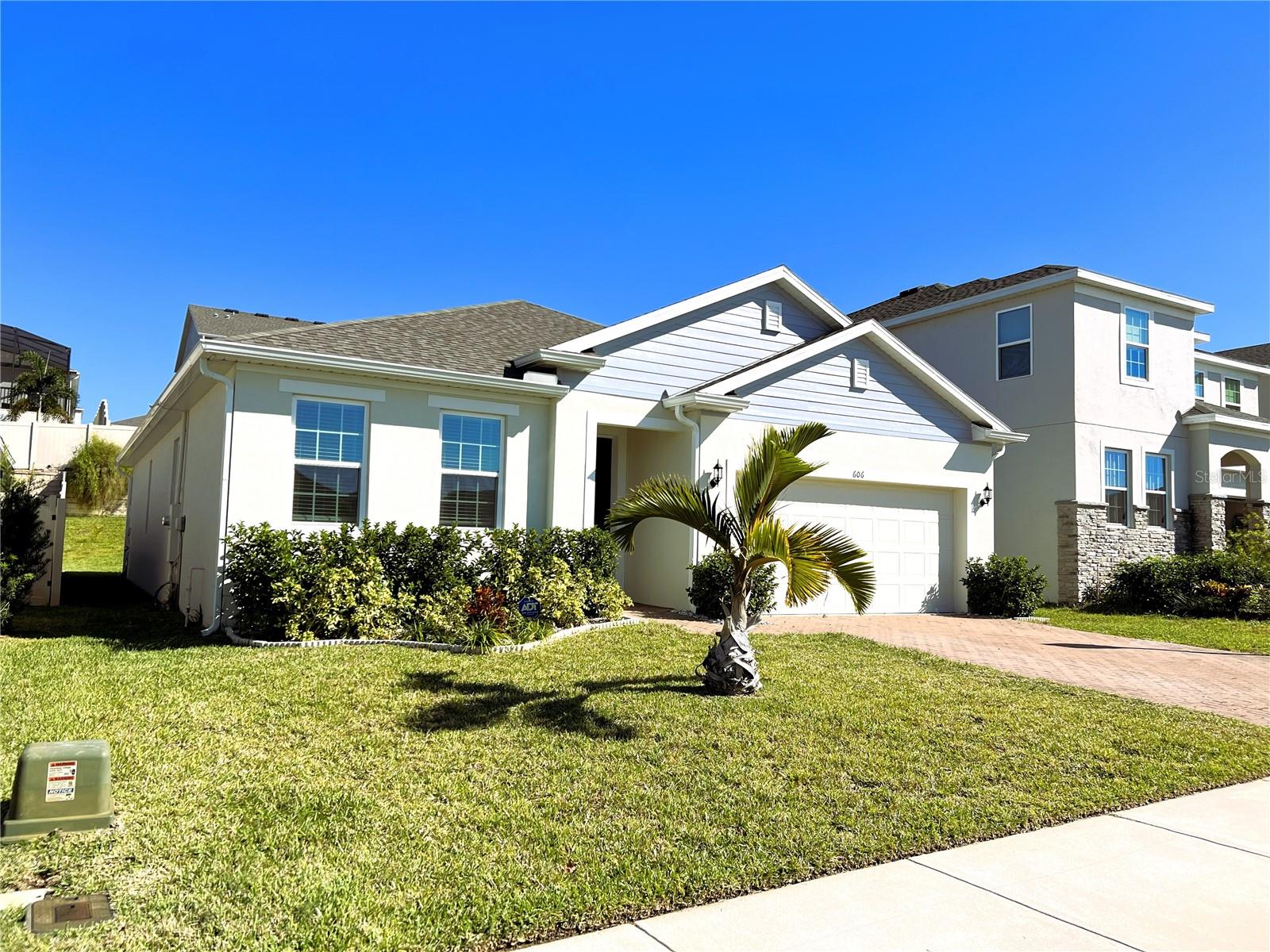 Minneola Real Estate